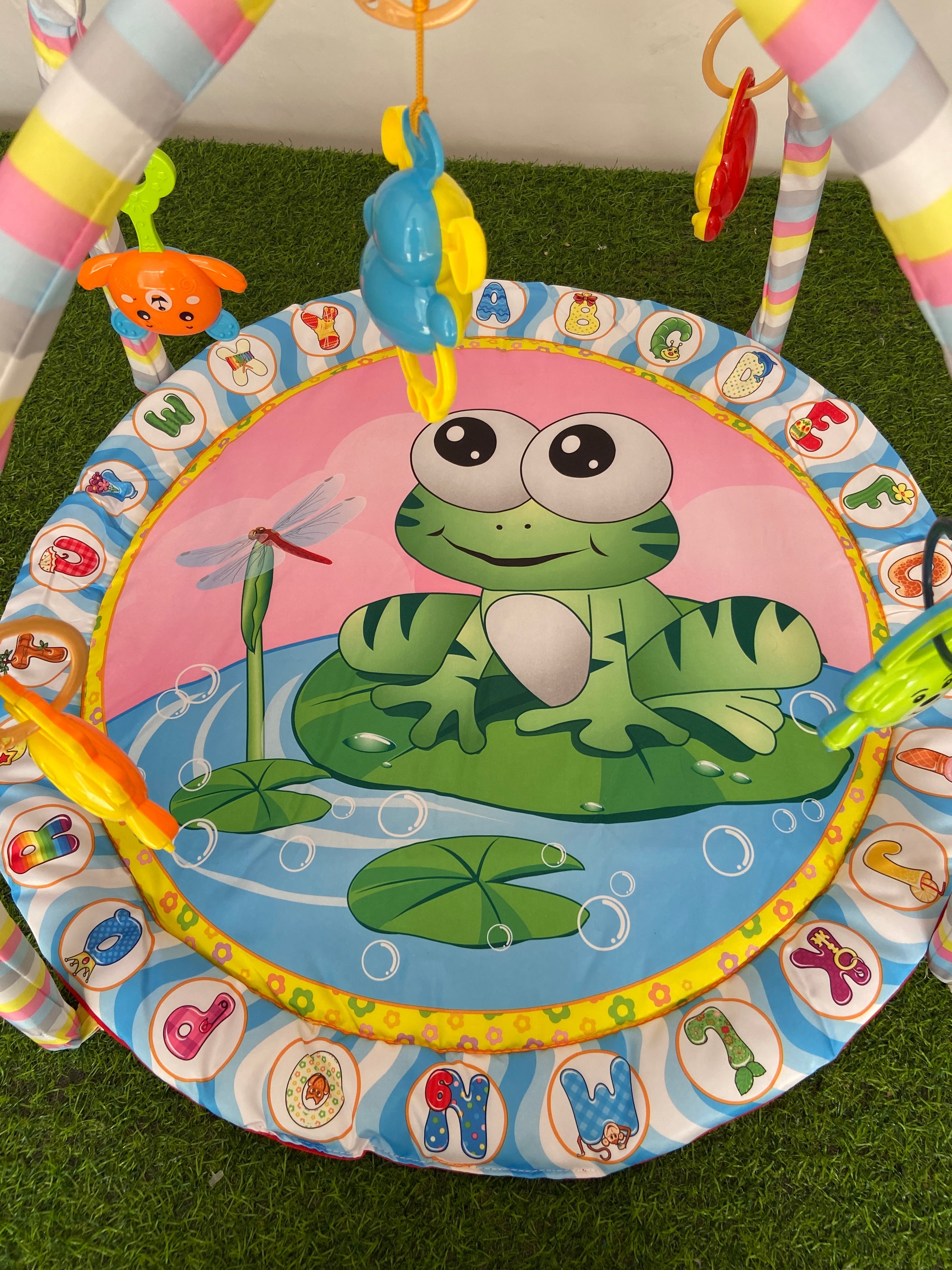 Baby Play Mat with Hanging Toys - Medium Size